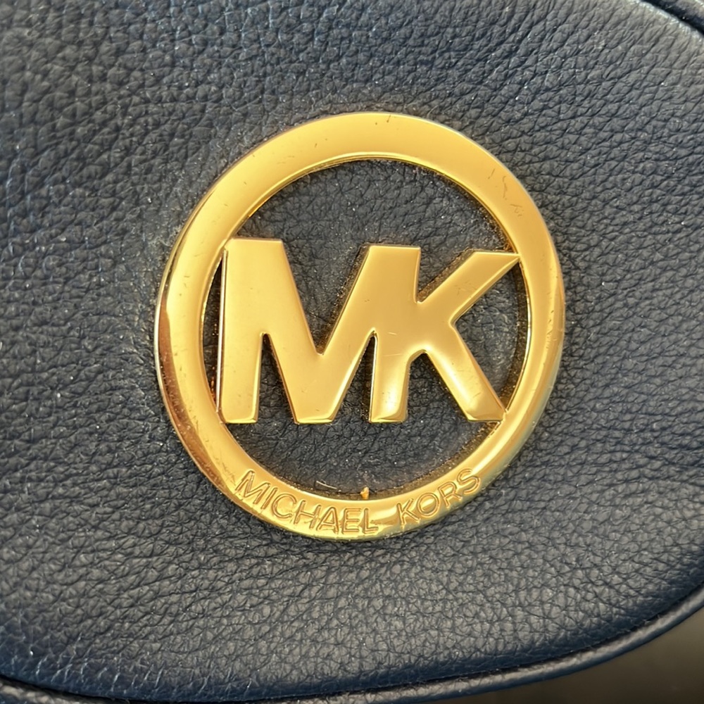 Michael Kors Cosmetic Pouch - Picture 3 of 7